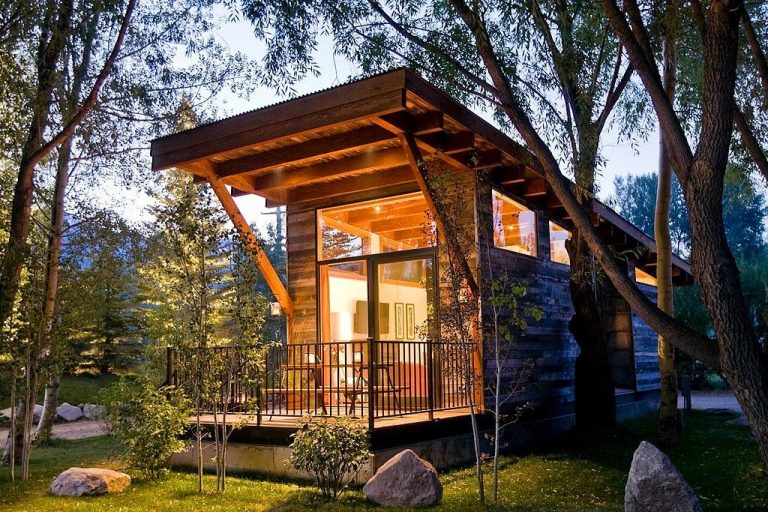 Our Favorite (Prefab) Shipping Container Home Builders