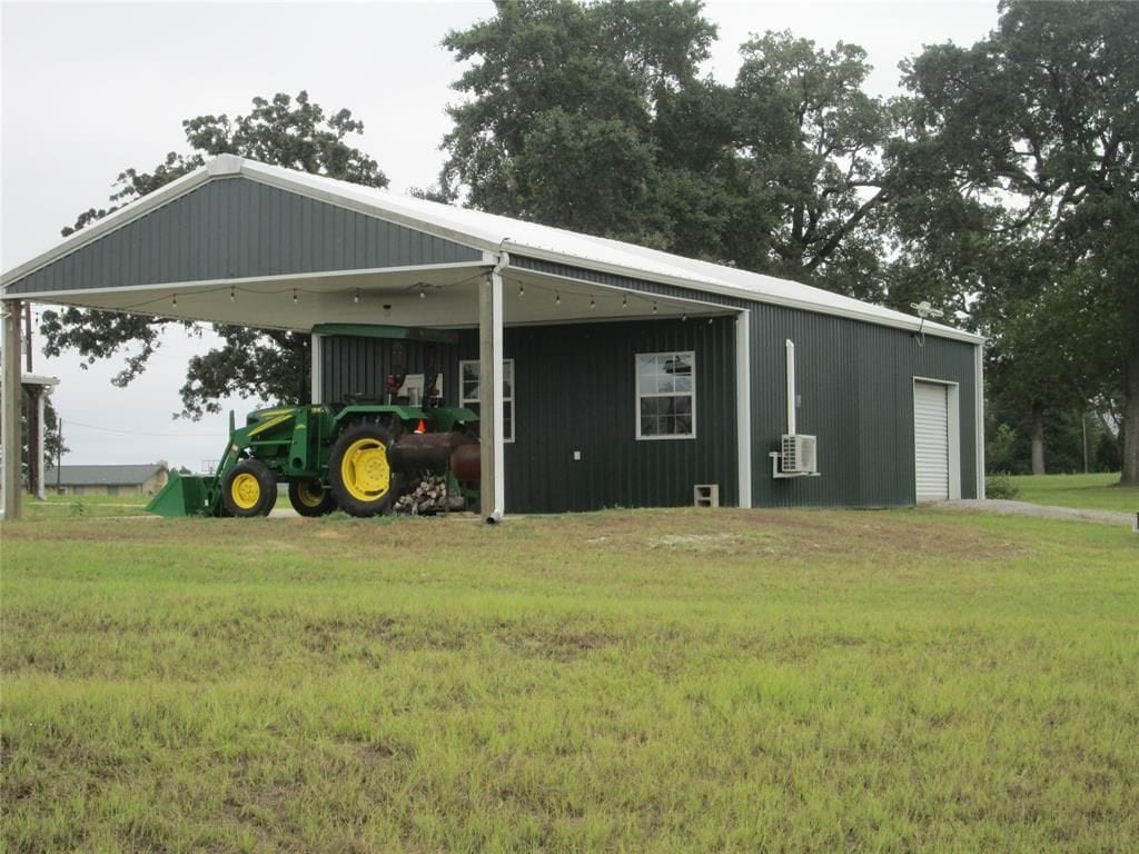 Centerville, TX 58 Acres 2 Bed 2 Bath Barn Home Metal Building Homes