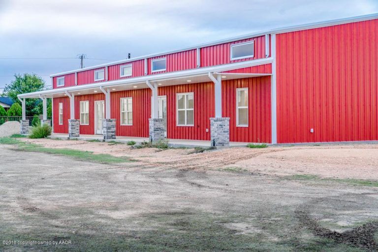 Amarillo, TX 3 bed 3 bath 2,008 sqft barn home