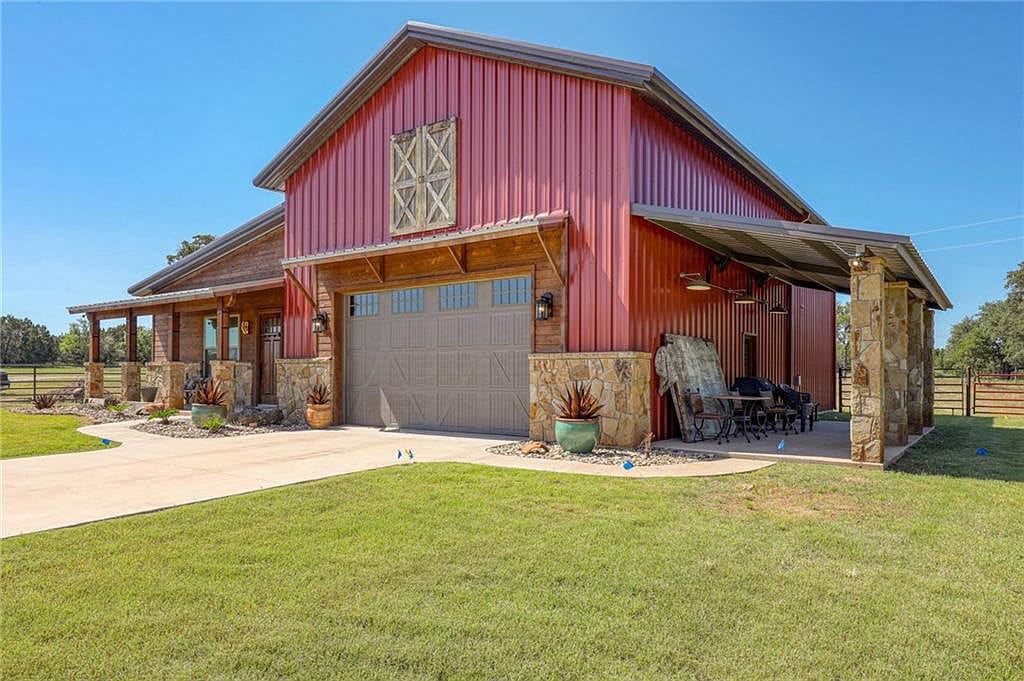 Palo Pinto Texas Barndominium House For Sale