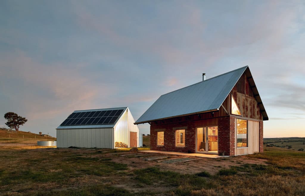 MRTN Architects Australian Off The Grid House