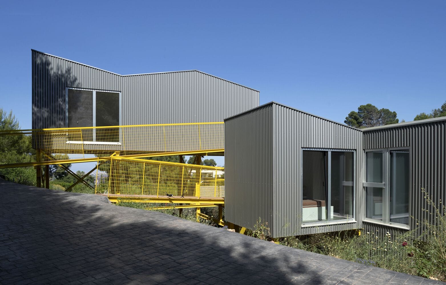 industrial slope house 1