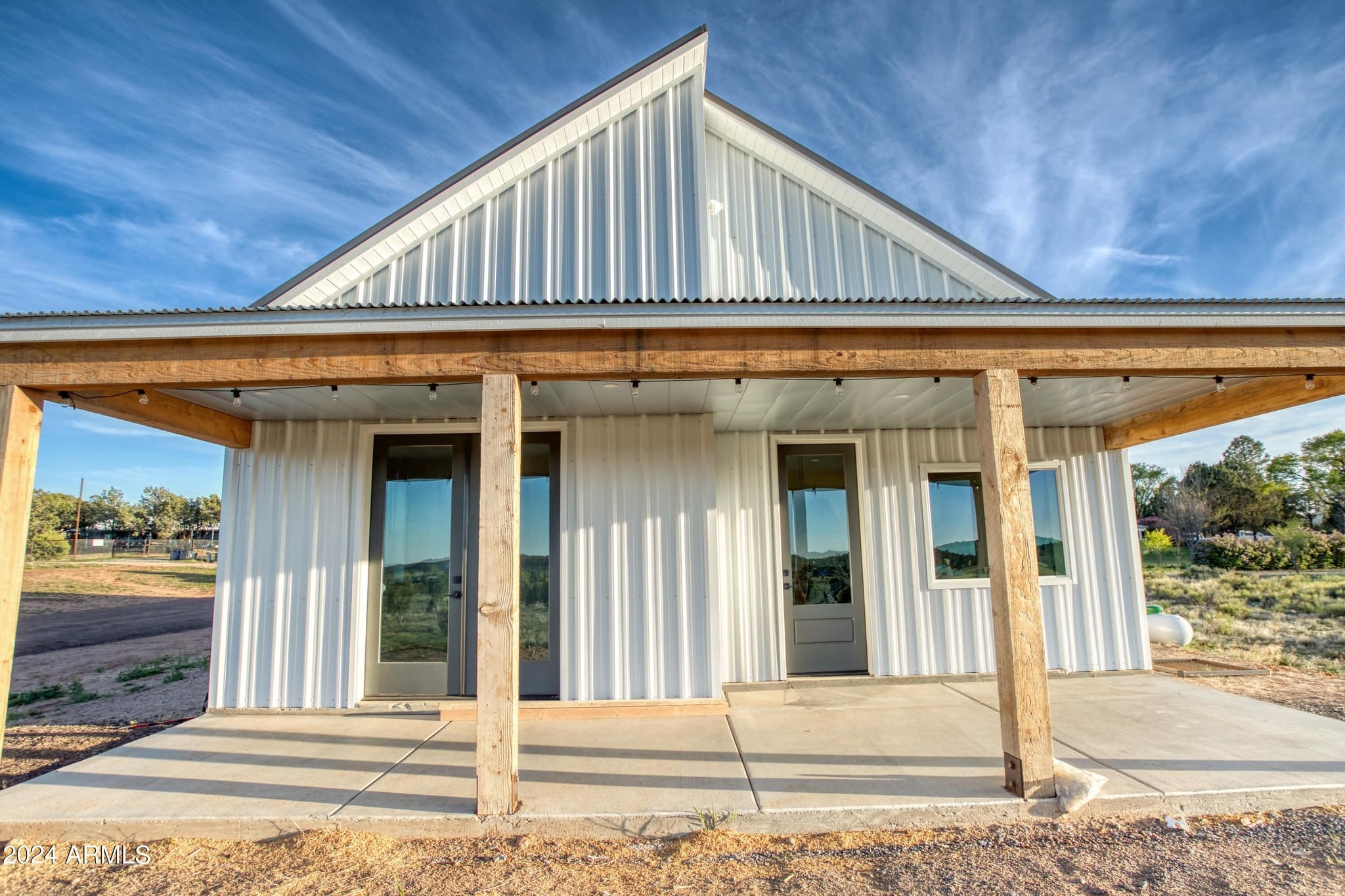 Arizona metal barndominium